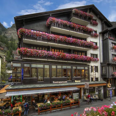 Pollux Hotel