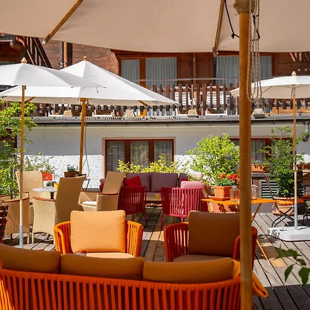Pollux Hotel 4*