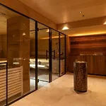Pollux Hotel 4*