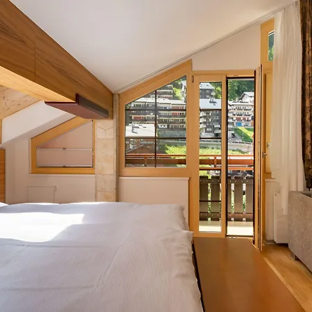 Pollux Zermatt